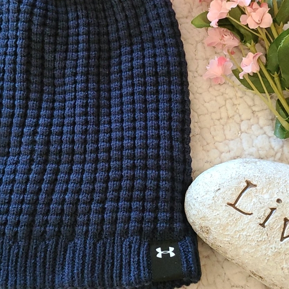 😻New navy Under Armour cap😻 - Picture 2 of 6